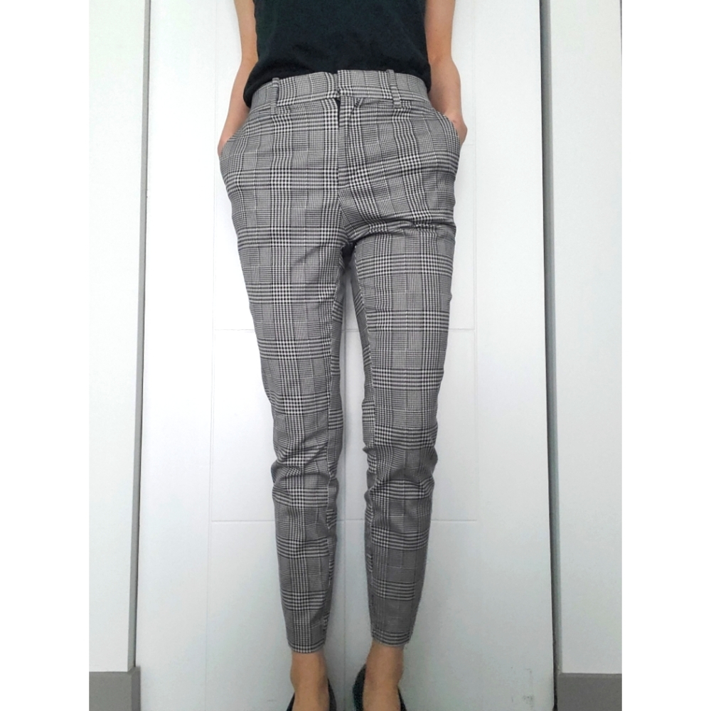 H&M Dress Pants in Black & White Plaid